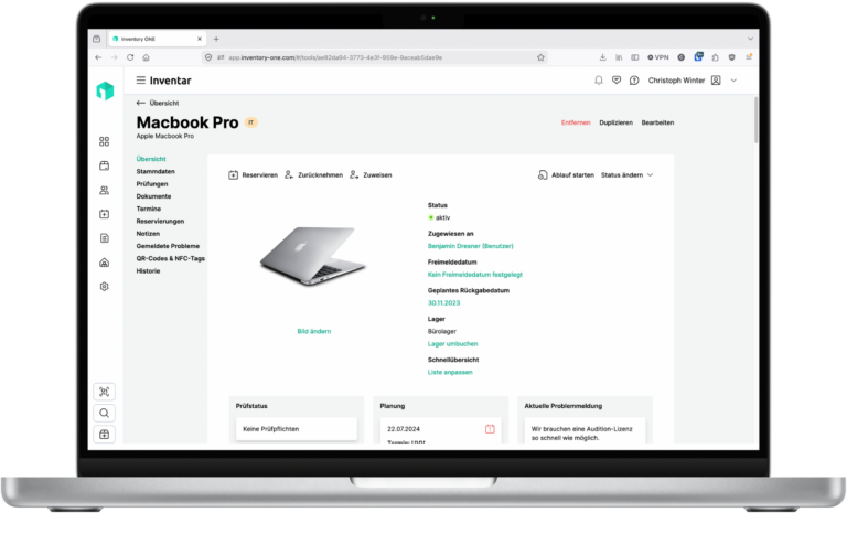 Macbook mit Invenory ONE Webanwendung